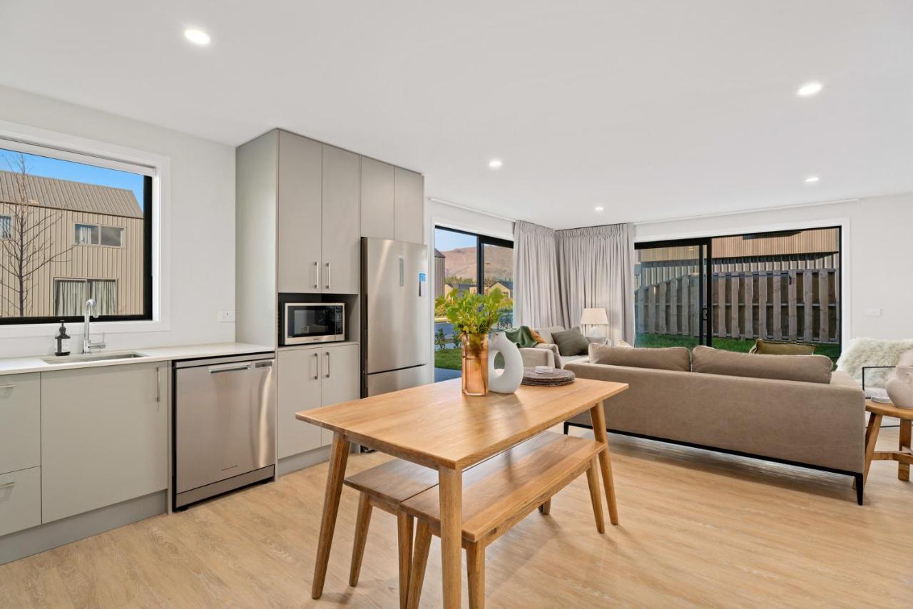 Wanaka Wonder - Wanaka Holiday Home Extérieur photo